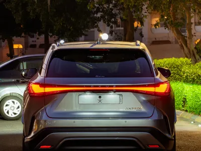 2024 لكزس أر إكس 350