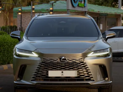 2024 لكزس أر إكس 350