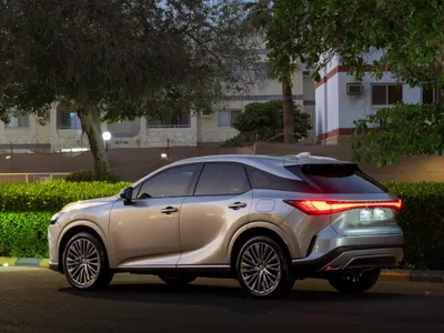 2024 لكزس أر إكس 350