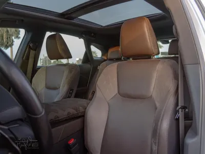 2024 لكزس أر إكس 350