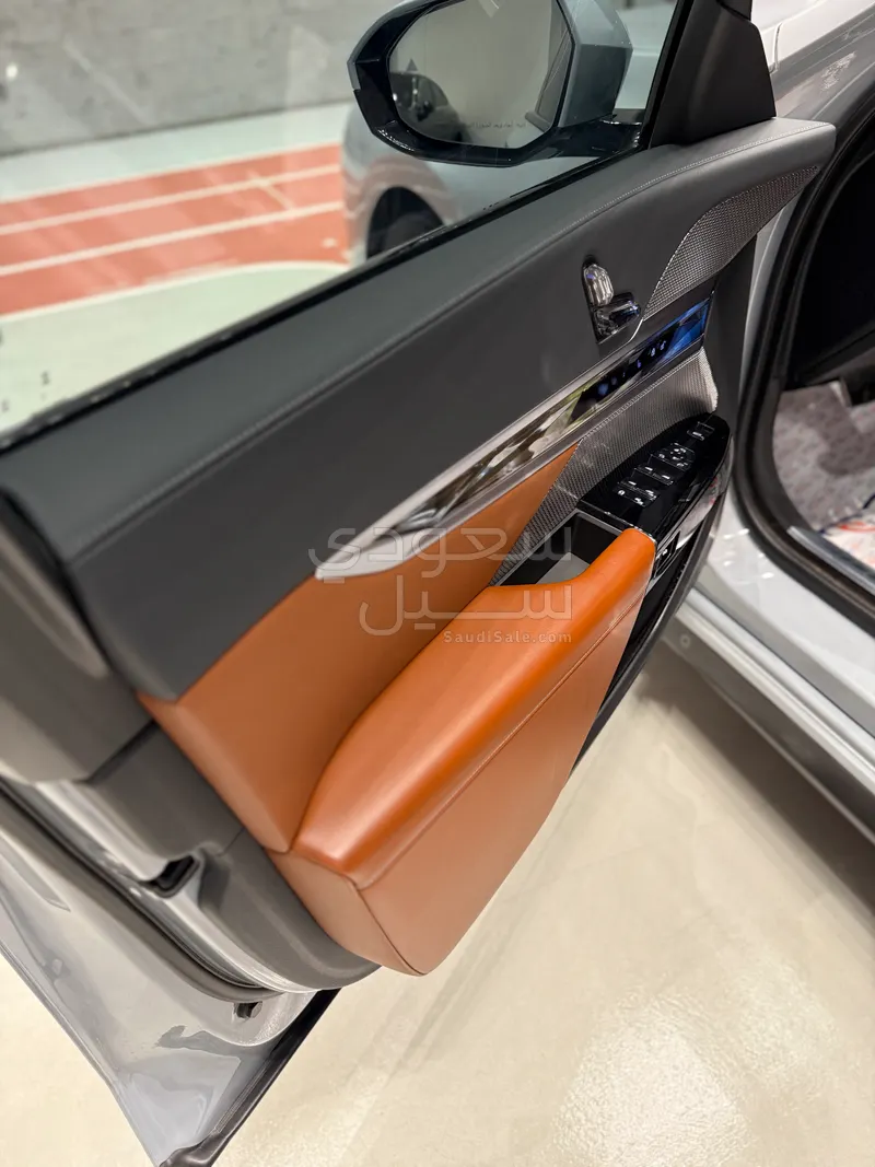 2023 بي ام دبليو الفئة السابعة 735أي