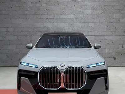 2023 بي ام دبليو الفئة السابعة 735أي