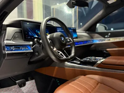 2023 بي ام دبليو الفئة السابعة 735أي