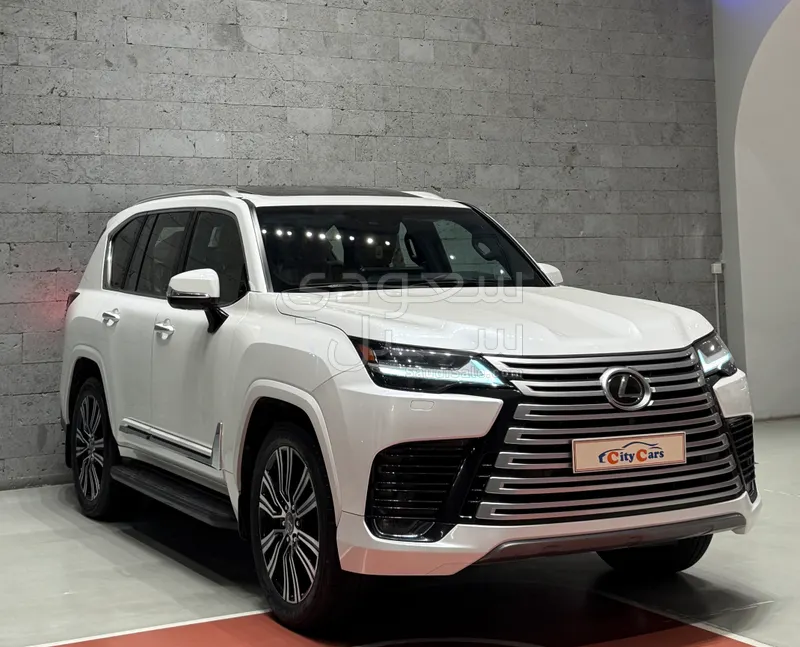 2024 لكزس إل إكس 600