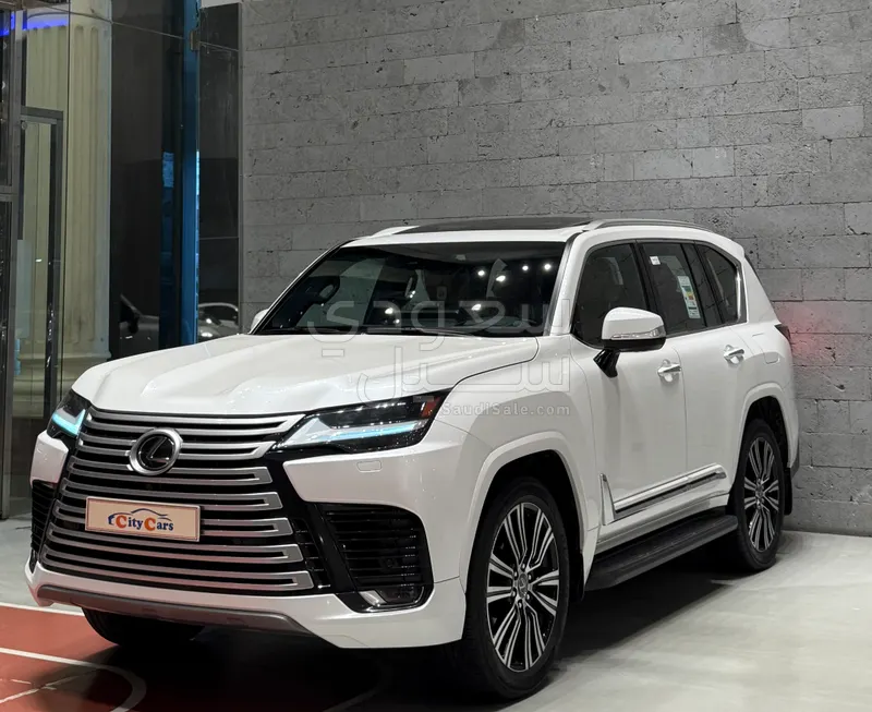 2024 لكزس إل إكس 600