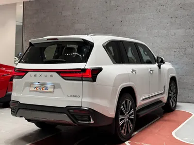 2024 لكزس إل إكس 600