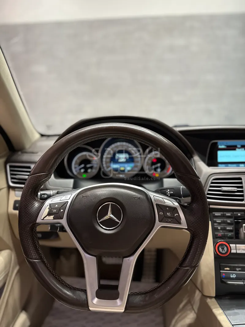 2015 مرسيدس - بنز إي 400