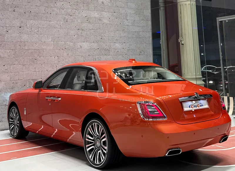 2024 رولز رويس قوست بلاك اديشن