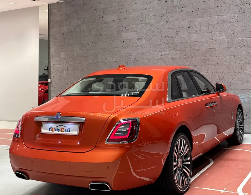 2024 رولز رويس قوست بلاك اديشن