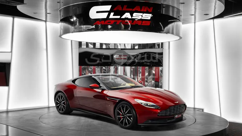 2018 استون مارتن دي بي 11