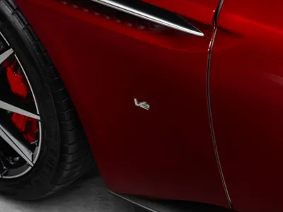 2018 استون مارتن دي بي 11