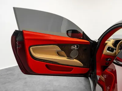 2018 استون مارتن دي بي 11