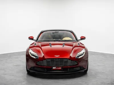 2018 استون مارتن دي بي 11