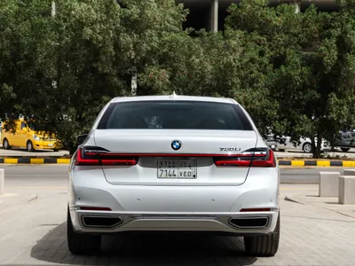 2020 بي ام دبليو الفئة السابعة 730 إل أي