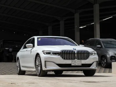 2020 بي ام دبليو الفئة السابعة 730 إل أي