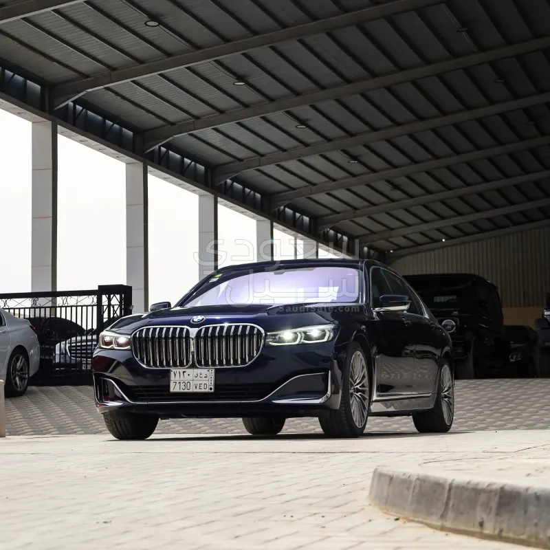 2020 بي ام دبليو الفئة السابعة 730 إل أي