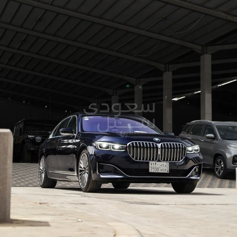 2020 بي ام دبليو الفئة السابعة 730 إل أي