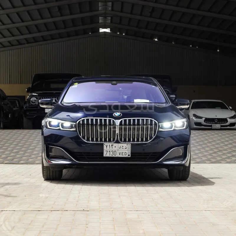 2020 بي ام دبليو الفئة السابعة 730 إل أي