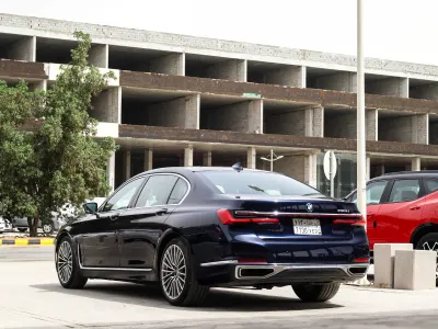 2020 بي ام دبليو الفئة السابعة 730 إل أي