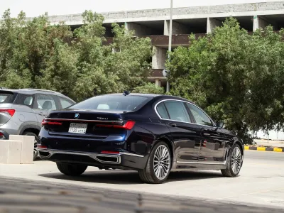 2020 بي ام دبليو الفئة السابعة 730 إل أي