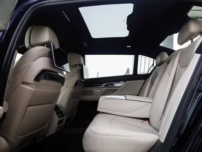 2020 بي ام دبليو الفئة السابعة 730 إل أي