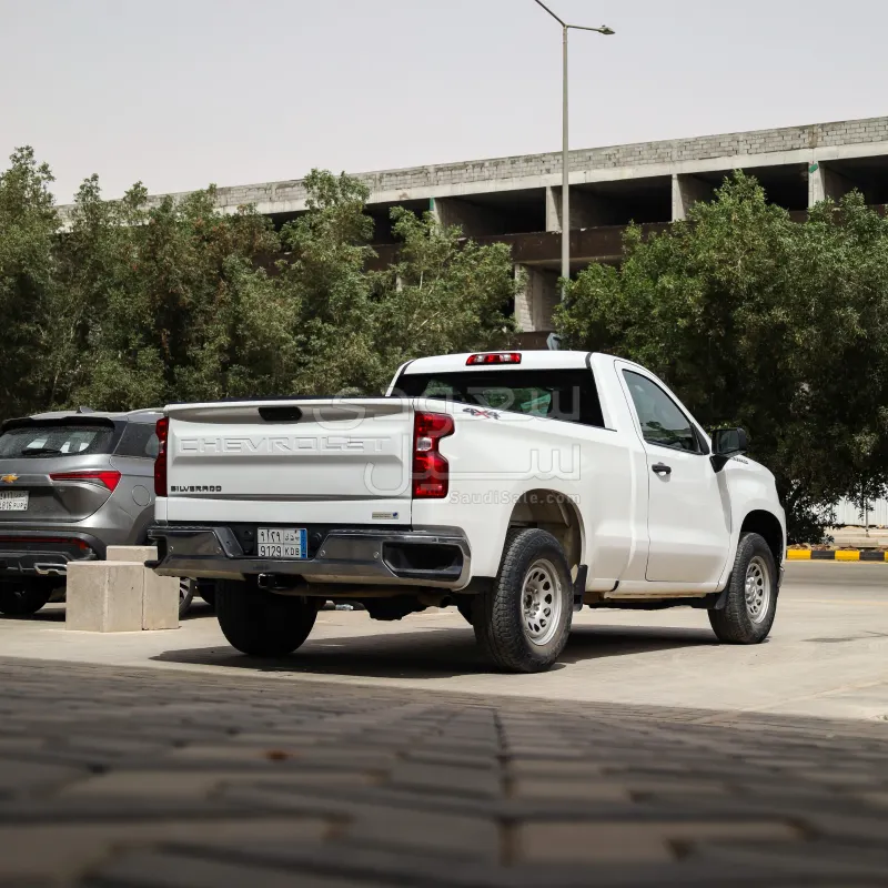 2021 شفروليه سلفرادو