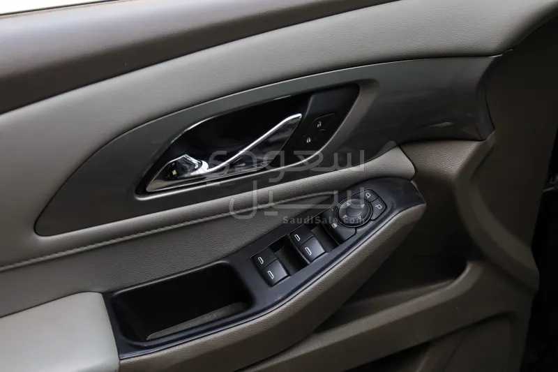 2021 شفروليه ترافيرس