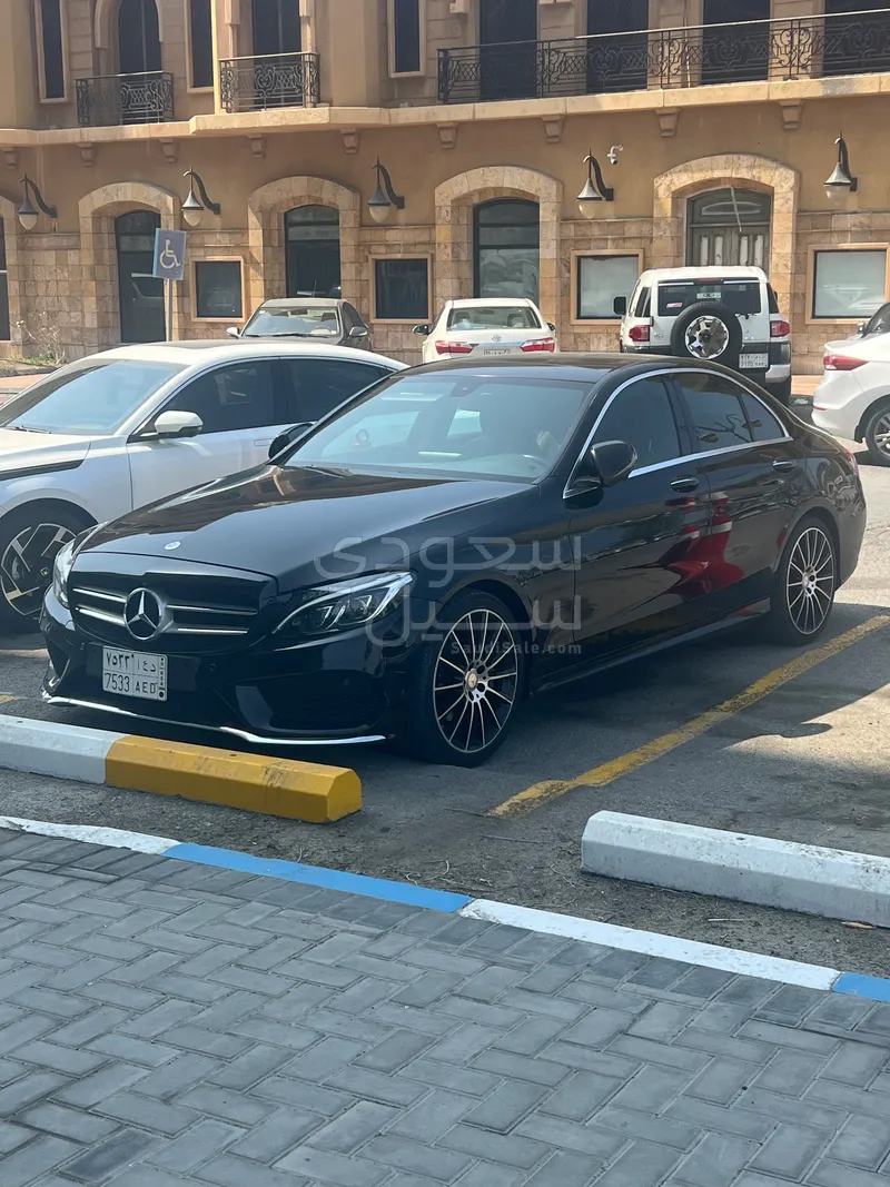 2017 مرسيدس - بنز سي 200