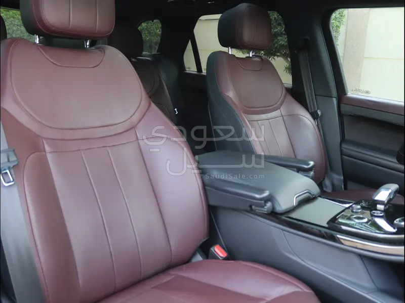 2023 لاند روفر رينج روفر سبورت اس اي