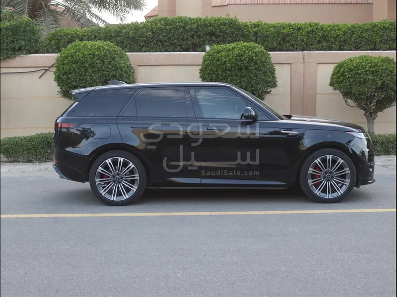 2023 لاند روفر رينج روفر سبورت اس اي