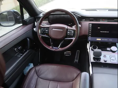 2023 لاند روفر رينج روفر سبورت اس اي