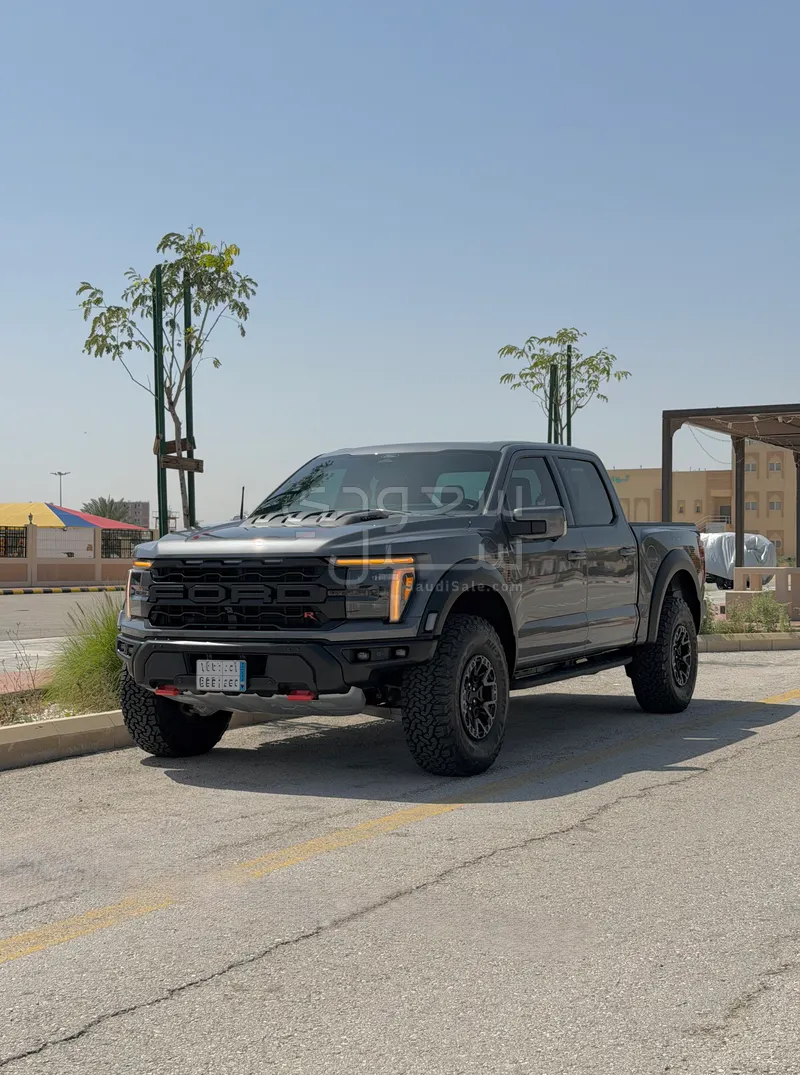 2025 فورد اف 150 رابتور ار
