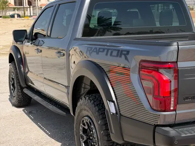 2025 فورد اف 150 رابتور ار