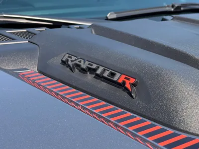 2025 فورد اف 150 رابتور ار