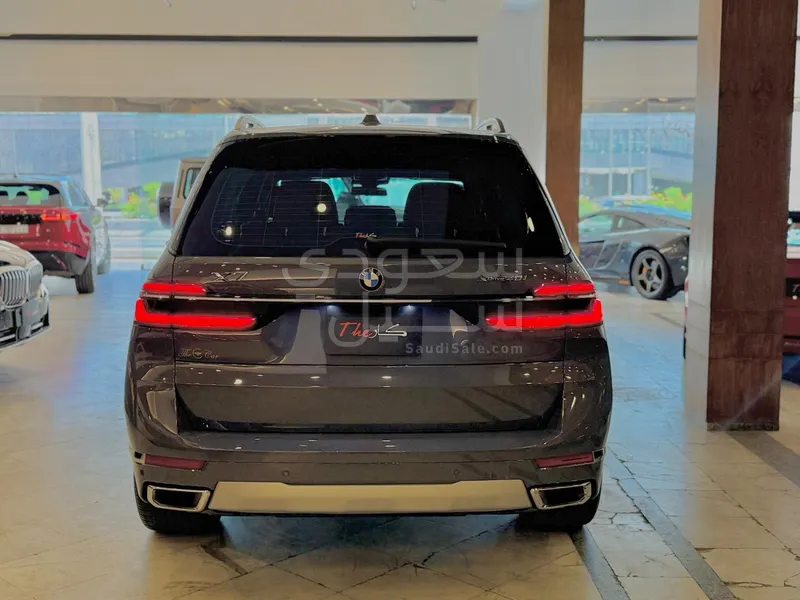 2023 بي ام دبليو الفئة اكس 7