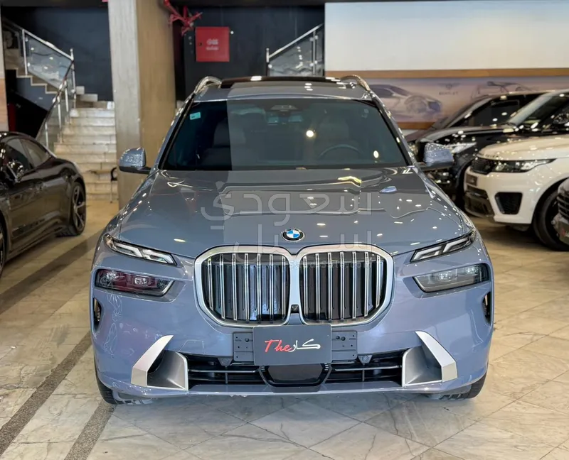 2023 بي ام دبليو الفئة اكس 7