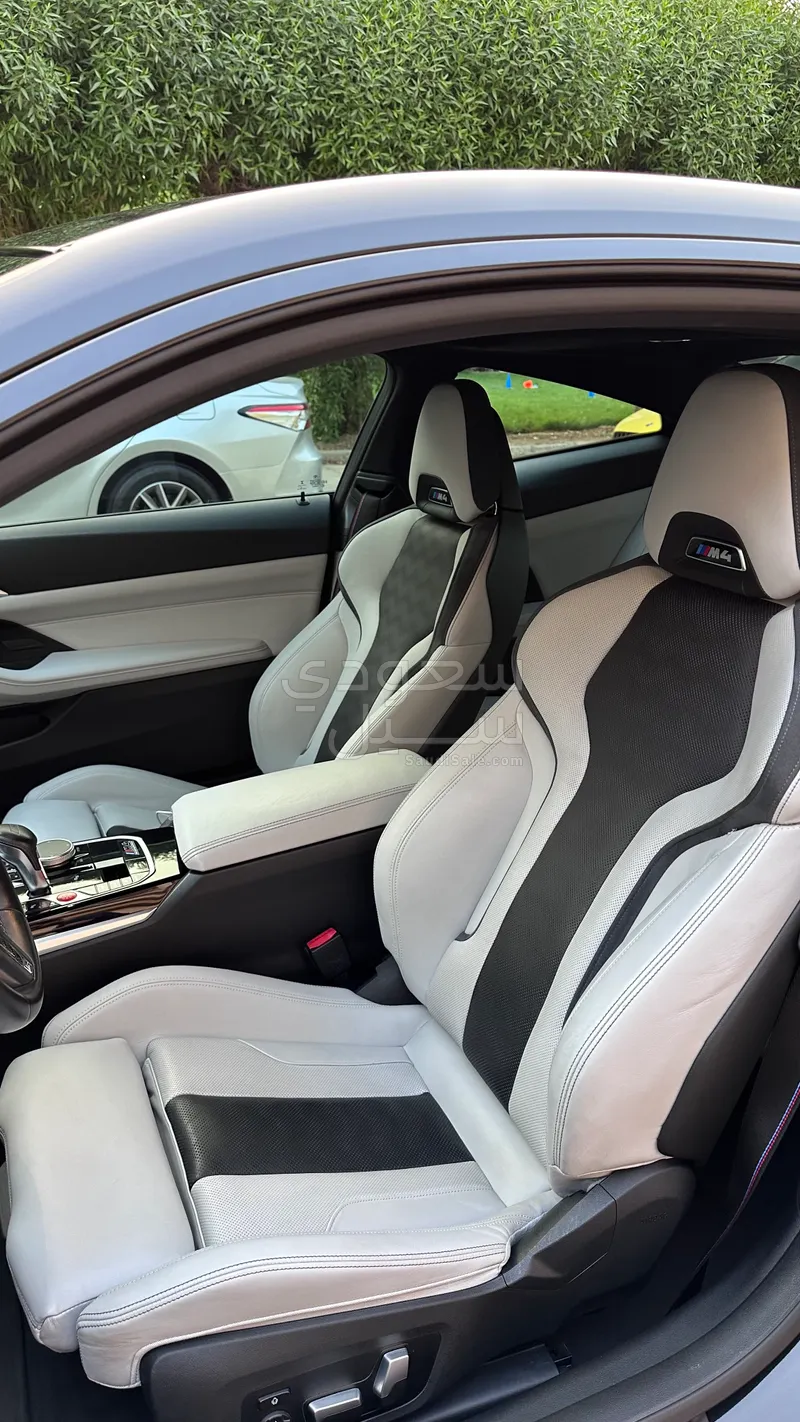 2022 بي ام دبليو الفئة ام إم 4 كومبيتيشن