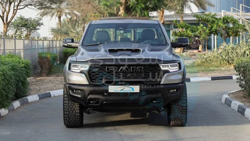 2025 دودج رام تي ار اكس