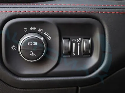 2025 دودج رام تي ار اكس