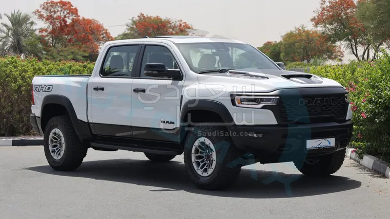 2025 دودج رام تي ار اكس