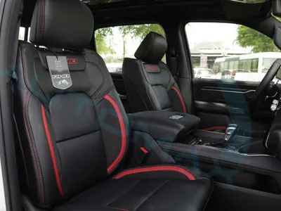 2025 دودج رام تي ار اكس