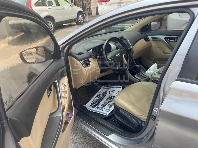 2014 هيونداي النترا إن