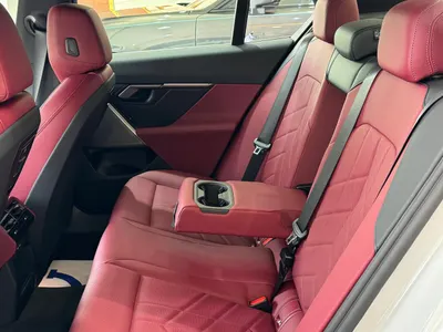 2025 بي ام دبليو الفئة الخامسة 520 أي