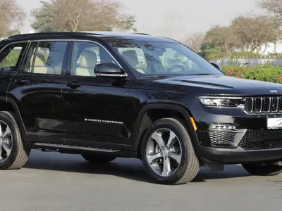 2025 جييب جراند شيروكي ليمتد بلس