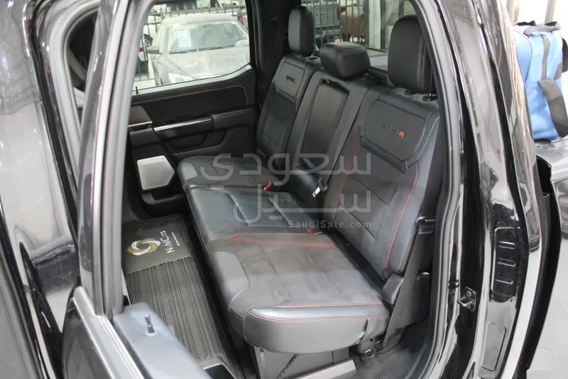 2025 فورد اف 150 رابتور ار