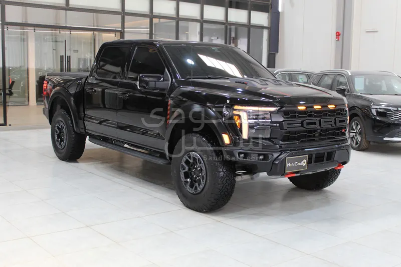 2025 فورد اف 150 رابتور ار