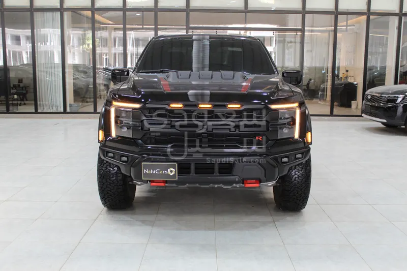 2025 فورد اف 150 رابتور ار