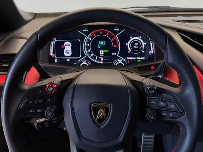 2024 لمبرجيني ريفويلتو