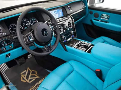 2022 رولز رويس كولينان بلاك بادج