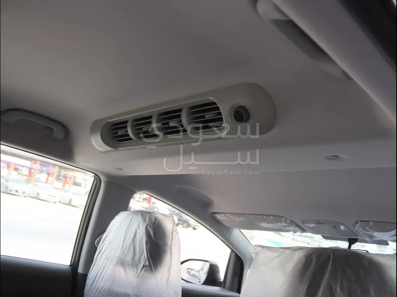 2025 هيونداي ستاريا